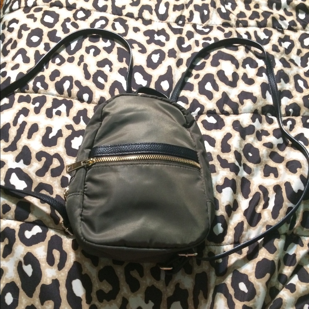 mini back pack